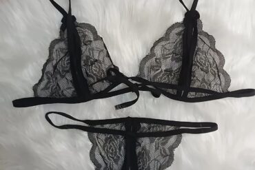 Deep V Transparent Backless Contrast Lace Lingerie Set, Bra and Crotchless