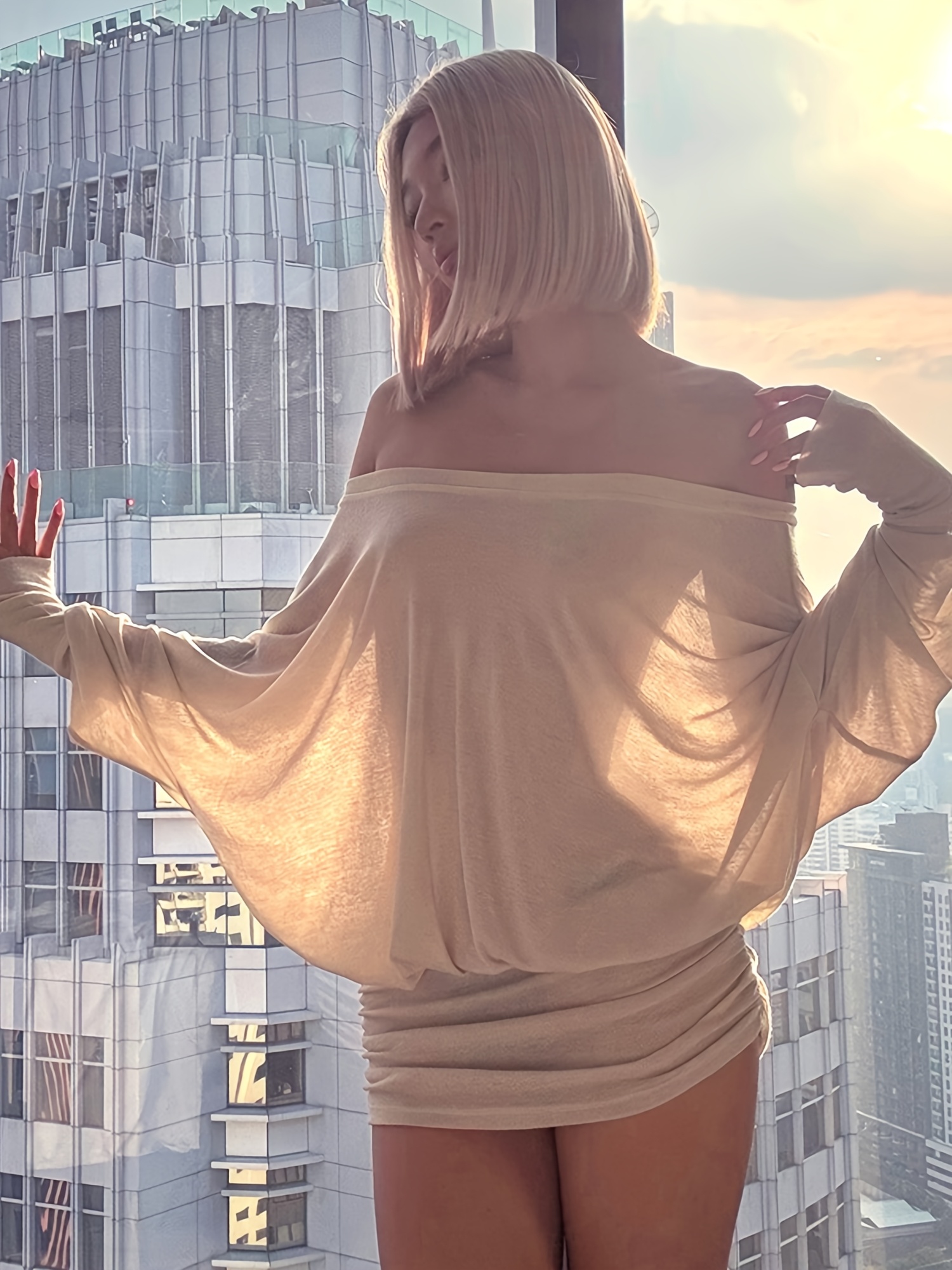 Women'S Sexy One-Shoulder/Off-Shoulder Long-Sleeve Bodycon Dress | Elegant Women'S Clothing, Slim Fit, Pleated Details, Fashionable Styling, Fashion Enthusiasts, Workwear, Party Outfit, Pleated Fabric, Midi Length, Spring/Summer Season