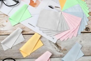 50 Piece Set of Thickened Cleaning Cloth-Screen Cleaning Cloth, Glasses Cloth, Jewelry Wiping Cloth, Screen Cloth- Double-sided Polishing Cloth, Suitable for Daily Cleaning and Maintenance of Glasses/Jewelry/screen