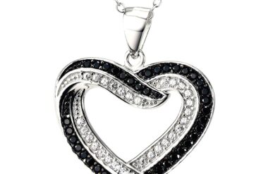Fashionable Heart-Shaped Necklace in Black And White, For Teenager