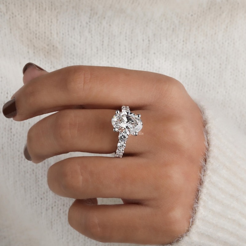 4.50 CT Oval-Cut Lab Grown Engagement Ring | Elegant 18K Golden Plated with 925 Silver, Certified , Ideal for Wedding and Anniversary Gifts, Brand LYEE CYEE - Image 2