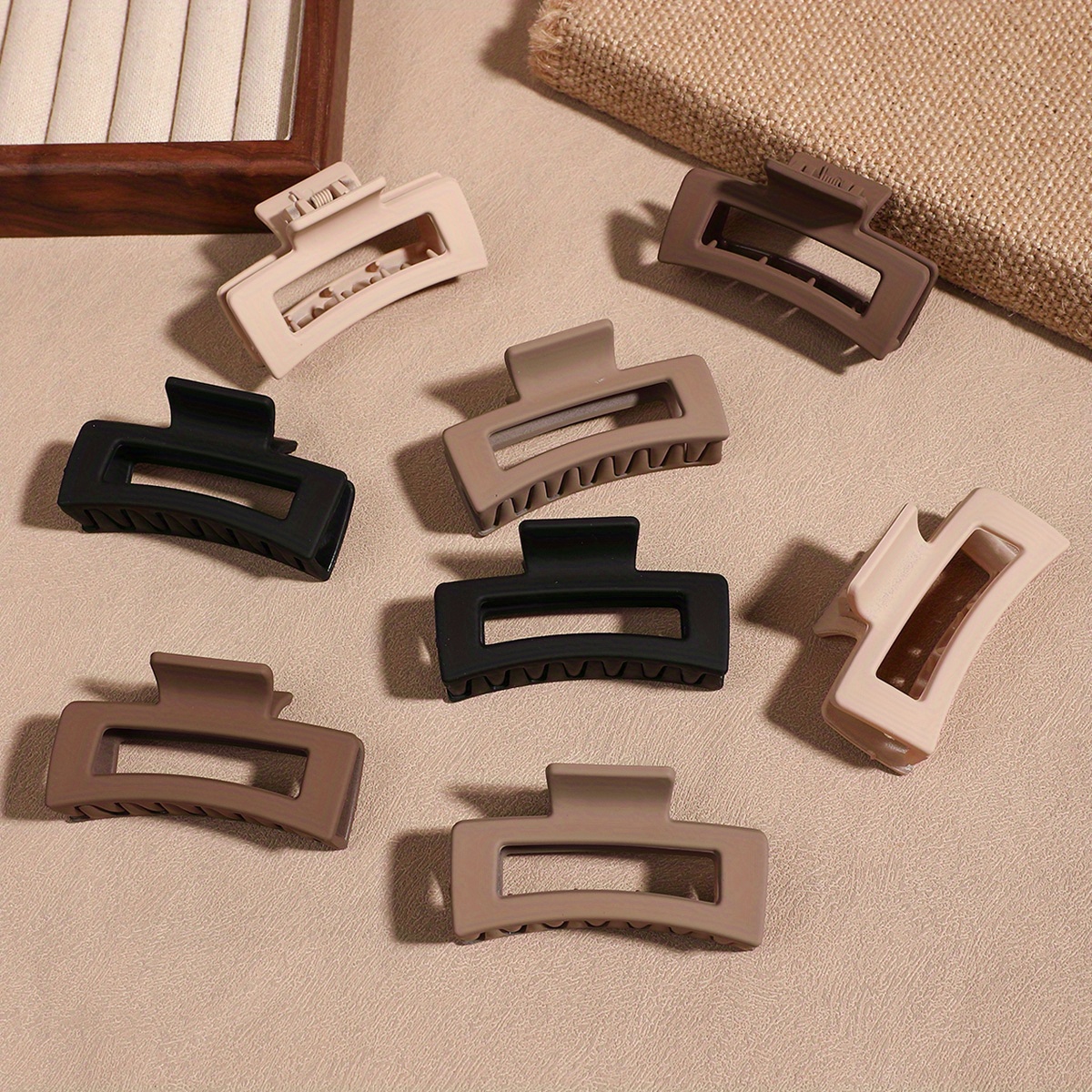 A Set of Four Minimalist Frosted Non-Slip Vintage Hollow Design Hair Claws Suitable for Women And with Both Thin And Thick Hair - Image 10